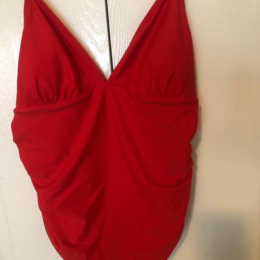 NWT Cupshe rouched one piece